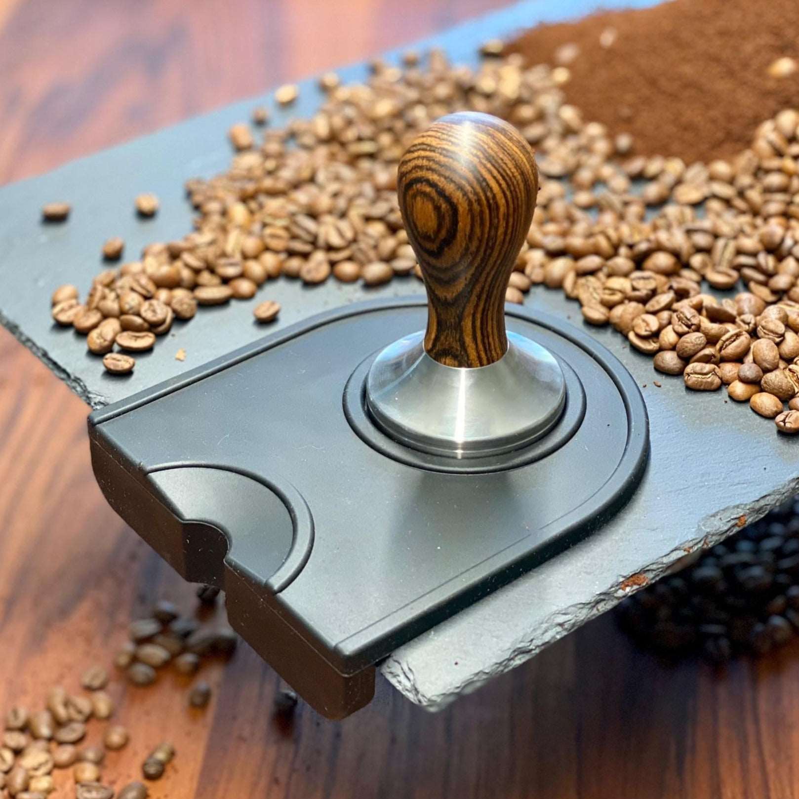 Tamper Sandelholz Griff Ø58mm mit Matte - swissfinehouse